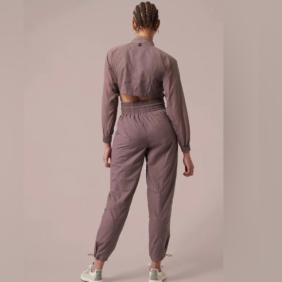 ATHLETA x ALICIA KEYS UTLITY JUMPSUIT - Picture 13 of 15